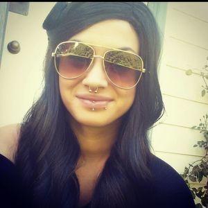 Meet your Posher, Jayme